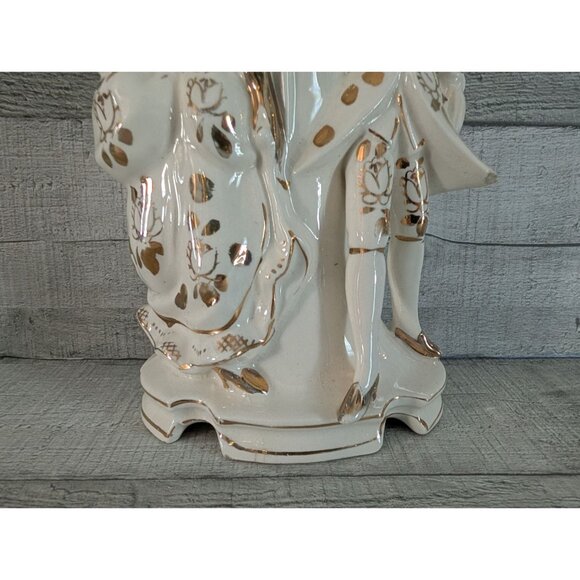 Vintage Ceramic Victorian Figurine Couple Lamp Base With Gold Accents - Picture 8 of 8